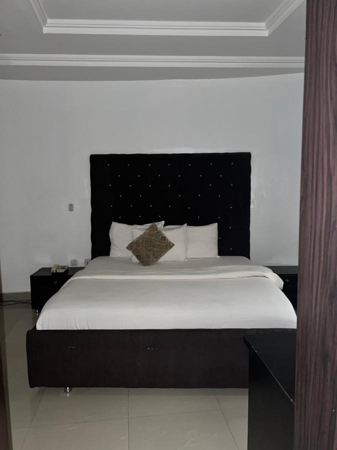 Grand Palazzo Hotel Gwarimpa Abuja Dış mekan fotoğraf