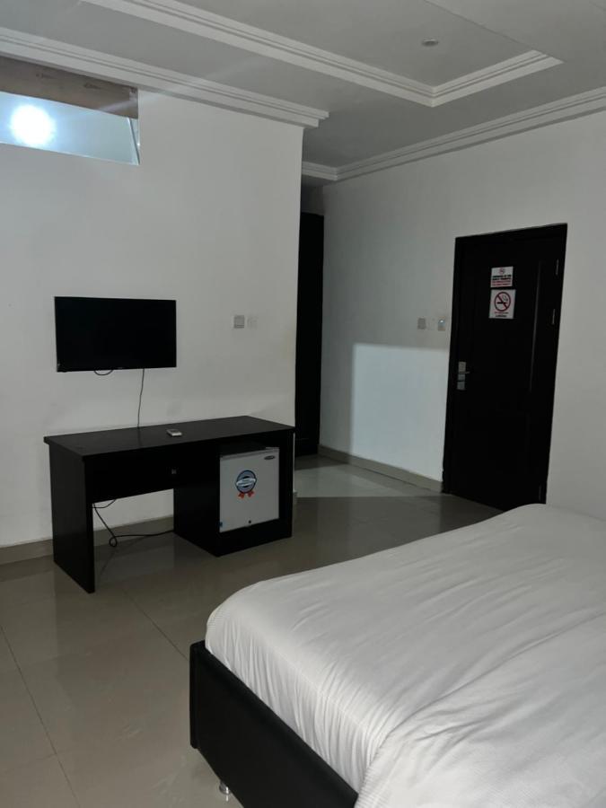 Grand Palazzo Hotel Gwarimpa Abuja Dış mekan fotoğraf