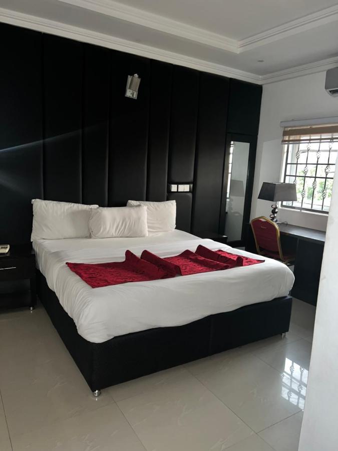 Grand Palazzo Hotel Gwarimpa Abuja Dış mekan fotoğraf