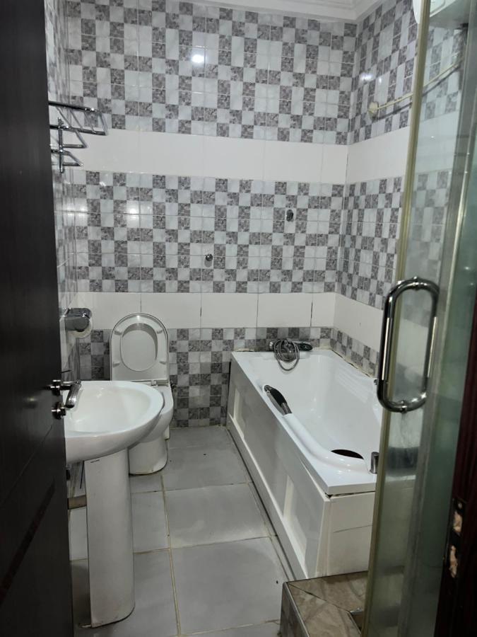 Grand Palazzo Hotel Gwarimpa Abuja Dış mekan fotoğraf