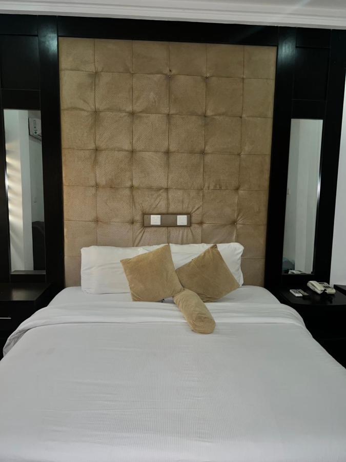 Grand Palazzo Hotel Gwarimpa Abuja Dış mekan fotoğraf