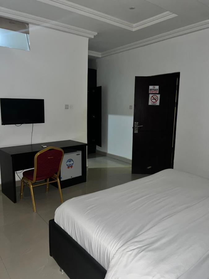 Grand Palazzo Hotel Gwarimpa Abuja Dış mekan fotoğraf